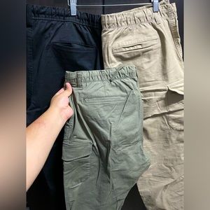 Uniqlo Cargo Jogger pants Bundle size XL